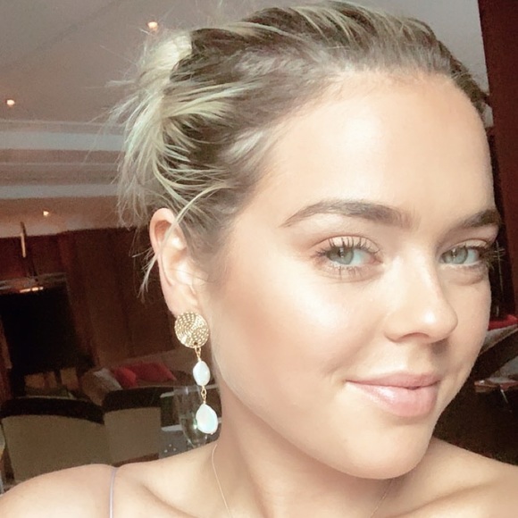 Meet your Posher, Amie - Picture 4 of 5